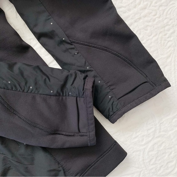 🔥 Lululemon Primaloft Insulated Run For Cold Running Jacket, Black - Picture 7 of 10